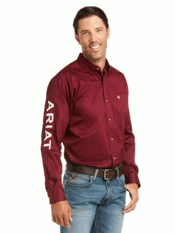 Front Page 12 Ariat 10034233 Mens Team Logo Twill Fitted Shirt Burgundy